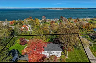 24 Harbor Hill Rd, Huntington, NY 11743 - Photo 7