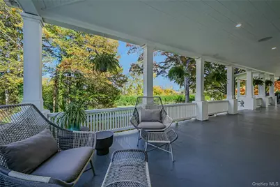 24 Harbor Hill Road, Huntington, NY 11743 - Photo 43