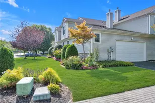 626 Village Green N, Port Washington, NY 11050 - Photo 19