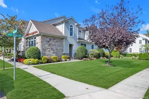 626 Village Green N, Port Washington, NY 11050 - Photo 17