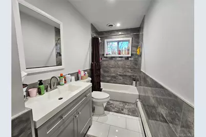 228 Hudson Avenue, Lake Grove, NY 11755 - Photo 7