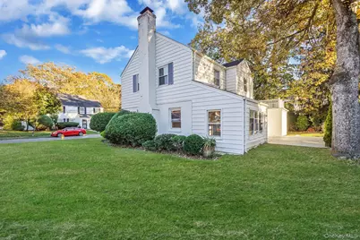 25 Oxford Drive, Freeport, NY 11520 - Photo 3