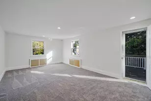 25 Oxford Dr, Freeport, NY 11520 - Photo 23