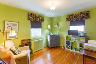 80-50 189th St, Jamaica, NY 11423 - Photo 11