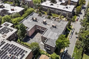 25 Chapel Pl, Great Neck, NY 11021 - Photo 19