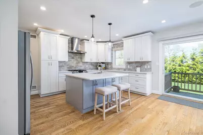 2 Atlas Avenue, Malverne, NY 11565 - Photo 17