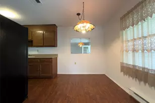 169 Ventry Ct, Ridge, NY 11961 - Photo 7