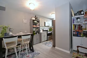 54 Townhouse Road N, Huntington Station, NY 11746 - Photo 9