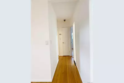 25 Margaret Drive, Plainview, NY 11803 - Photo 11