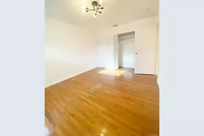 25 Margaret Drive, Plainview, NY 11803 - Photo 9