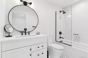 4 Margareta Ct, Westhampton Beach, NY 11978 - Photo 29