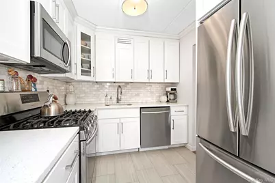 480 Halstead Avenue #4S, Harrison, NY 10528 - Photo 11