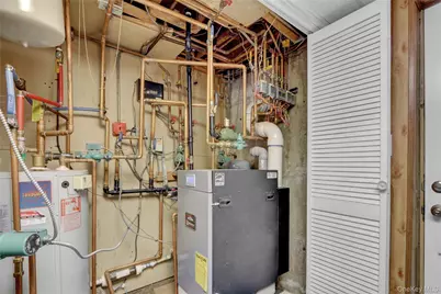 807 Cypress Drive, Franklin Square, NY 11010 - Photo 37