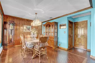 807 Cypress Dr, Franklin Square, NY 11010 - Photo 9