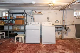 285 Logan Ave, Bronx, NY 10465 - Photo 15