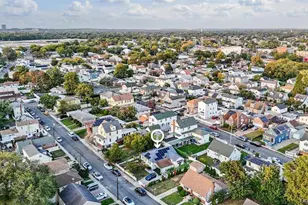 56 Seville St, Elmont, NY 11003 - Photo 27