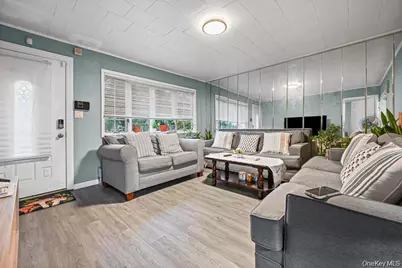 56 Seville Street, Elmont, NY 11003 - Photo 5