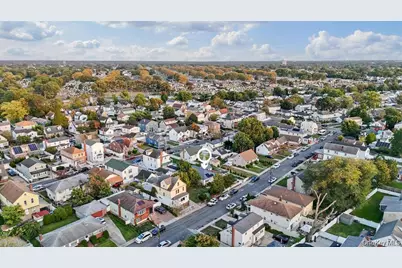 56 Seville Street, Elmont, NY 11003 - Photo 25