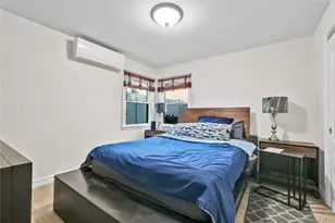 95-19 160th Ave, Howard Beach, NY 11414 - Photo 23