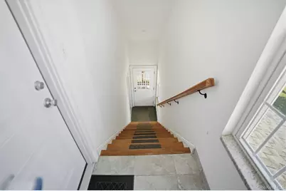 36 Carney Street #2nd Fl, Glen Cove, NY 11542 - Photo 11