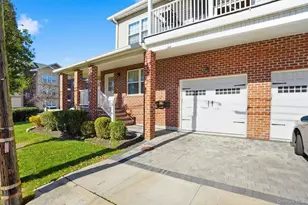 36 Carney St, Glen Cove, NY 11542 - Photo 15