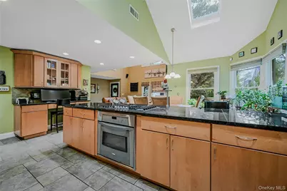 8 Margaret Avenue, Nesconset, NY 11767 - Photo 17