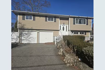 17 Lantern Street, Huntington, NY 11743 - Photo 1