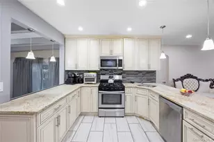 85 Todd Rd, Valley Stream, NY 11580 - Photo 7