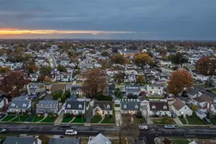 85 Todd Rd, Valley Stream, NY 11580 - Photo 27