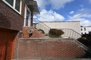 71-12 71st Pl, Glendale, NY 11385 - Photo 3