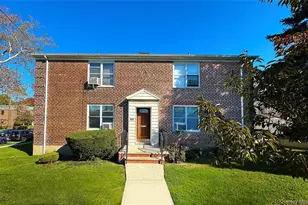 35-05 204th St, Bayside, NY 11361 - Photo 7