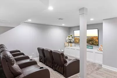 39 E Culver Lane, East Moriches, NY 11940 - Photo 19