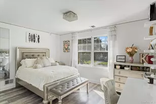 39 E Culver Ln, East Moriches, NY 11940 - Photo 15