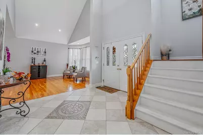 76 Blueberry Ridge Drive, Holtsville, NY 11742 - Photo 5