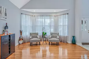 76 Blueberry Ridge Dr, Holtsville, NY 11742 - Photo 7