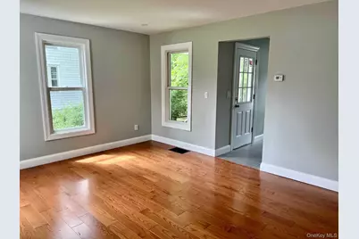 21 Washington Ave, 1st Floor, Millbrook, NY 12545 - Photo 9