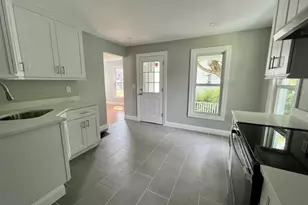 21 Washington Ave 1st Floor, Millbrook, NY 12545 - Photo 5