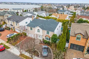 2631 Rachel St, Bellmore, NY 11710 - Photo 35