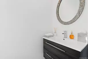 2631 Rachel St, Bellmore, NY 11710 - Photo 9