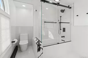 2631 Rachel St, Bellmore, NY 11710 - Photo 27