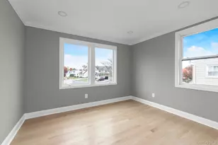 13 Garden Blvd, Hicksville, NY 11801 - Photo 19