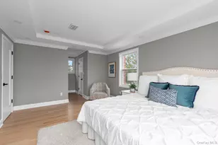 13 Garden Blvd, Hicksville, NY 11801 - Photo 17