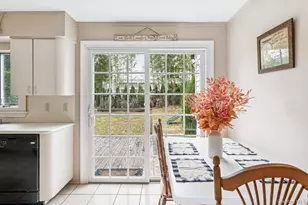 9 Princeton Dr, Plainview, NY 11803 - Photo 9