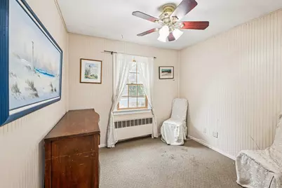 9 Princeton Drive, Plainview, NY 11803 - Photo 27