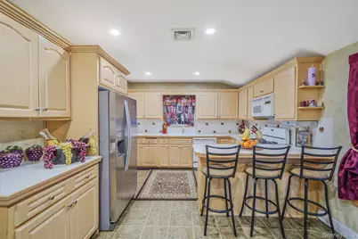 325 W 16th Street, Deer Park, NY 11729 - Photo 17