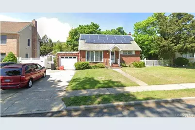 790 Floral Park Road, Franklin Square, NY 11010 - Photo 1