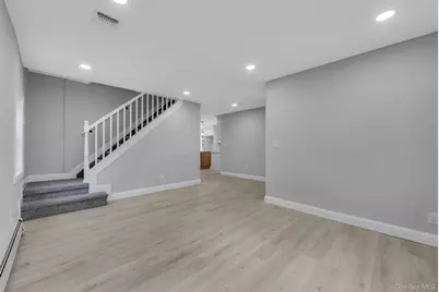 1911 Carroll Avenue, Merrick, NY 11566 - Photo 5