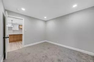 1911 Carroll Ave, Merrick, NY 11566 - Photo 17