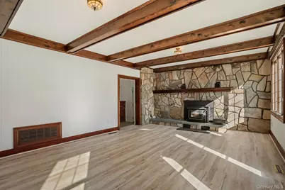 15 Milano Drive, Poughkeepsie, NY 12603 - Photo 7