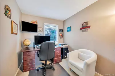 9 Kimberly Avenue Avenue, Farmingville, NY 11738 - Photo 33